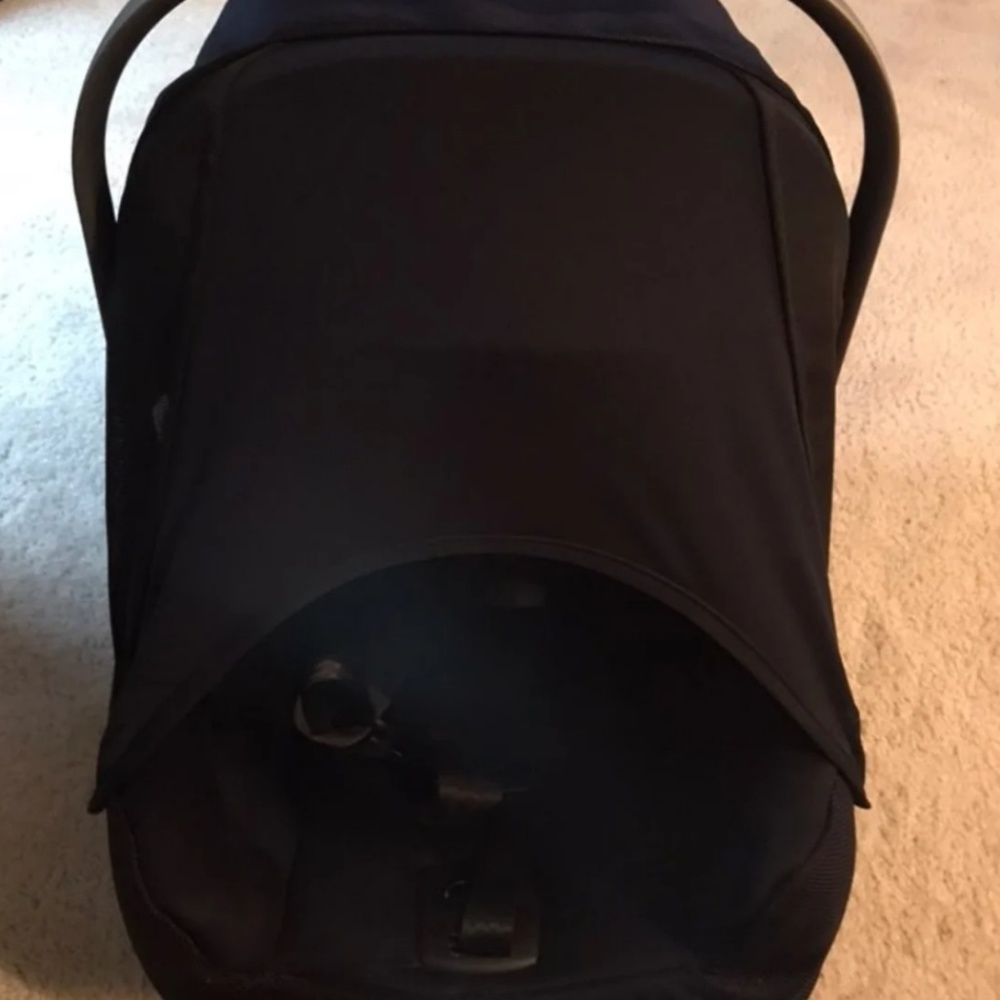 Nuna Pipa Car Seat